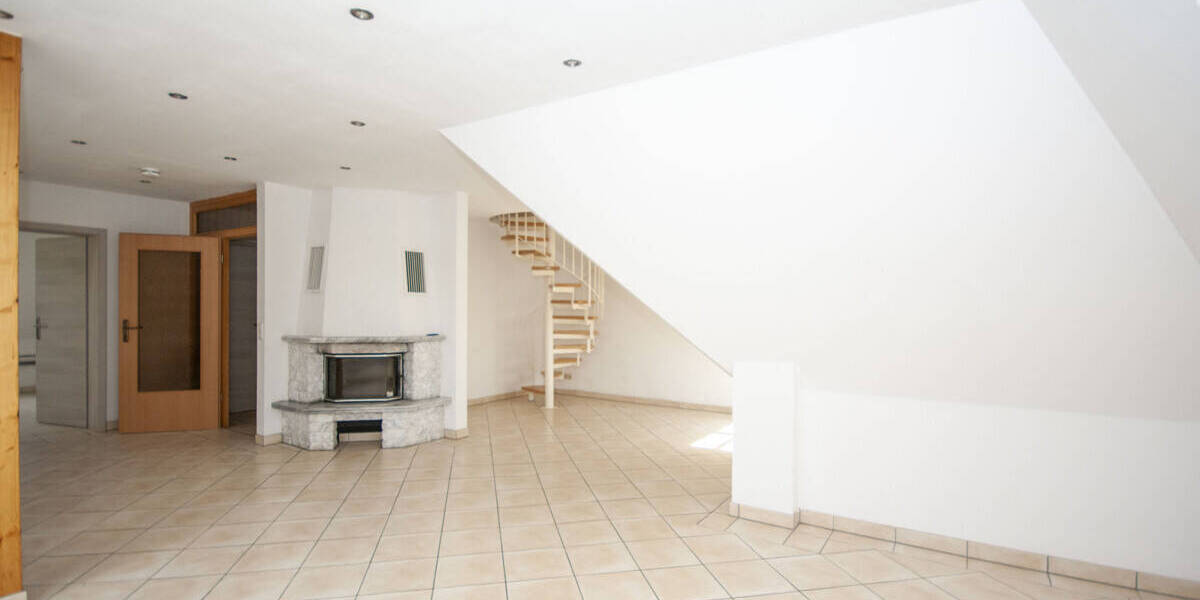 Etagenwohnung Goslar Ohlhof - 3 Zimmer, 110 m&sup2;, 1.000&euro; | Angebot:26258714