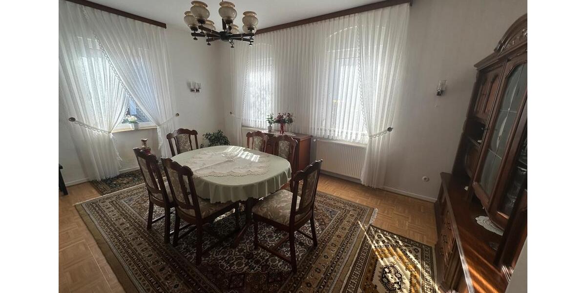 Einfamilienhaus Harsum - 9 Zimmer, 181 m&sup2;, 1.842&euro; | Angebot:26542670