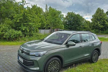 VW Tiguan 23.500 km 37.300 &euro; Braunschweig 38102