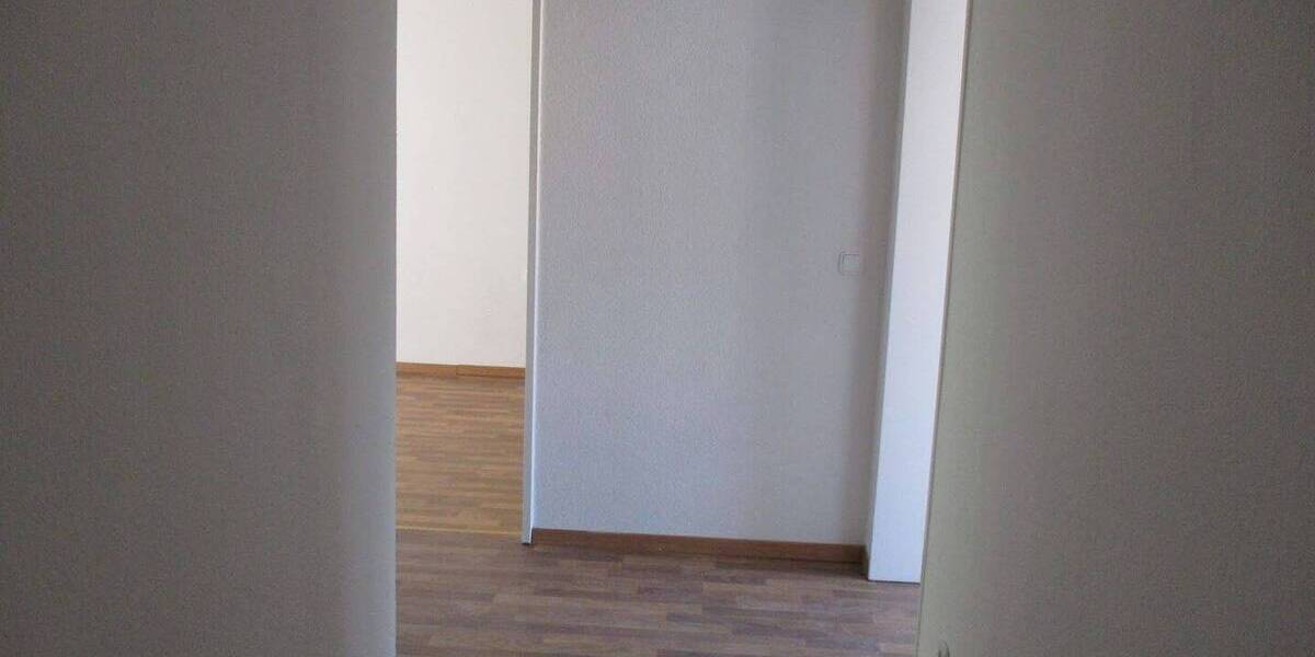 Etagenwohnung Salzgitter Lebenstedt - 3 Zimmer, 74 m&sup2;, 425&euro; | Angebot:26307123