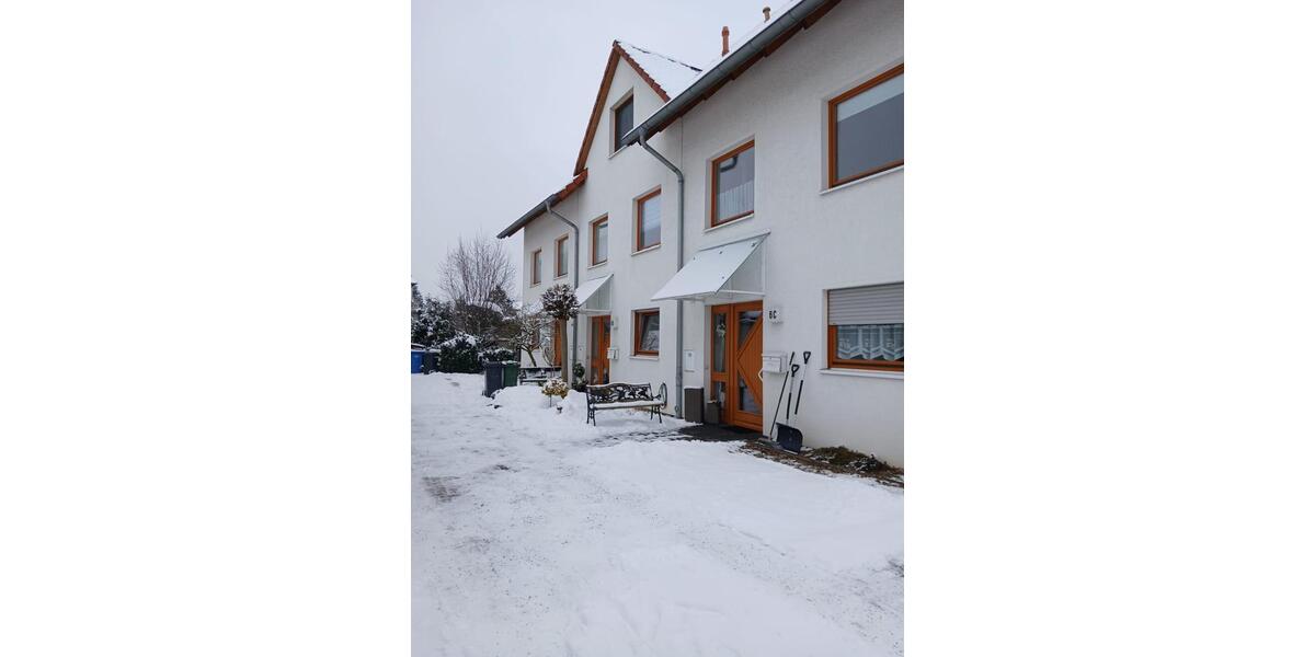 Reihenhaus Hildesheim Himmelsthür - 5 Zimmer, 150 m&sup2;, 1.300&euro; | Angebot:24731461