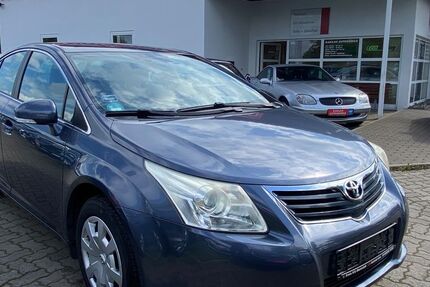 Toyota Avensis 180.000 km 4.950 &euro; Goslar 38644