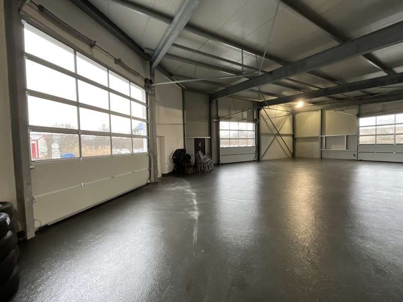 Halle in Braunschweig 4.000 € 400 m²