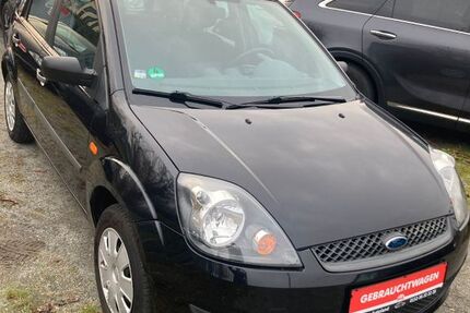 Ford Fiesta 85.000 km 2.850 &euro; Peine 31228