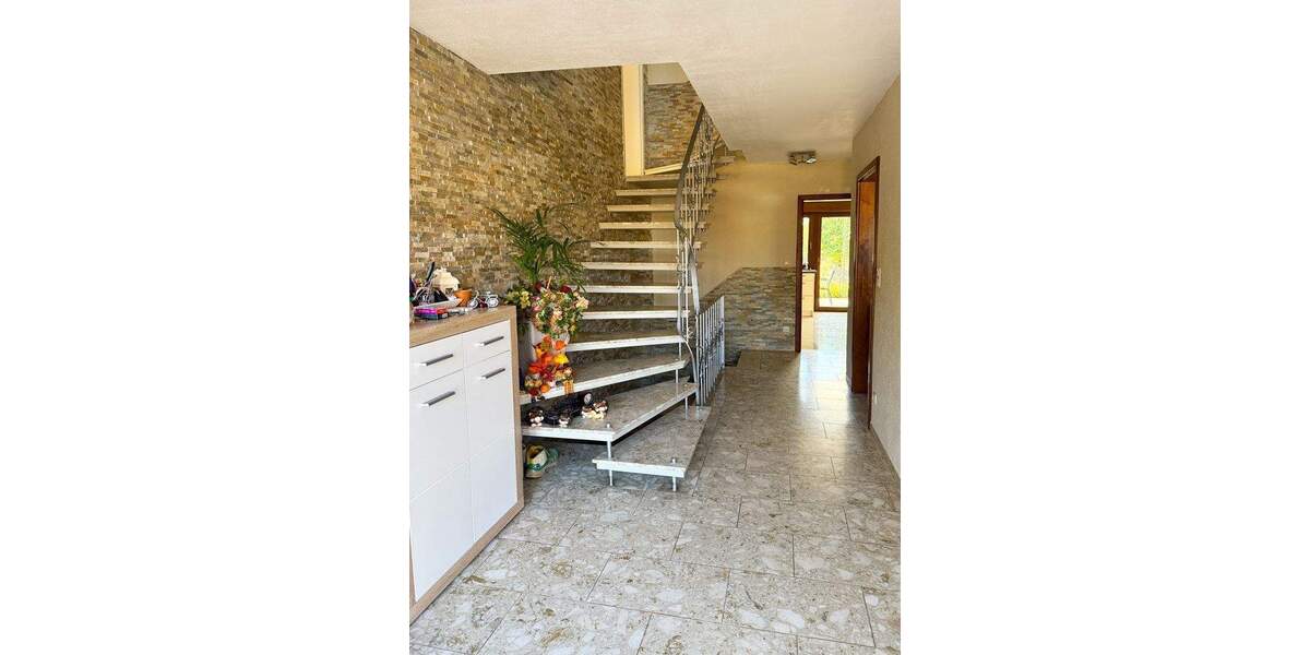 Ihr neues Zuhause mit viel Platz, Wärme und voller Möglichkeiten! 5 zimmer