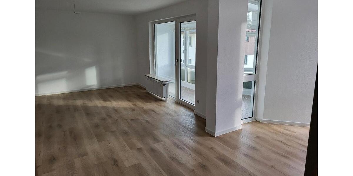 Etagenwohnung Hildesheim Bockfeld - 3 Zimmer, 93 m&sup2;, 830&euro; | Angebot:26676469