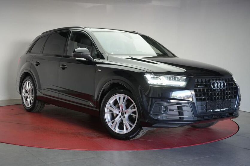 Q7