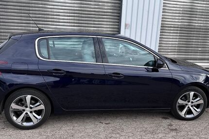 Peugeot 308 44.000 km 13.800 € Edemissen 31234
