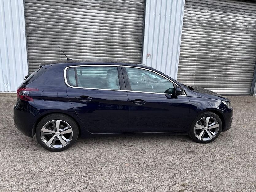 Peugeot 308 44.000 km 13.800 € Edemissen 31234