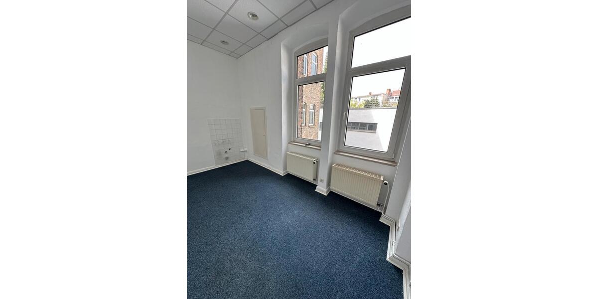 Etagenwohnung Braunschweig - 5 Zimmer, 126 m&sup2;, 1.150&euro; | Angebot:26561236