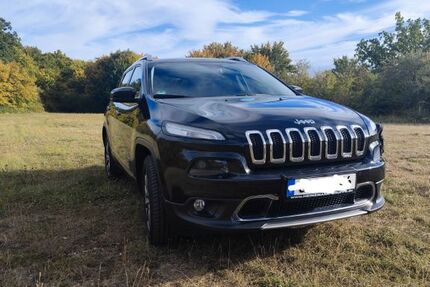 Jeep Cherokee 130.000 km 13.650 € Langelsheim 38685