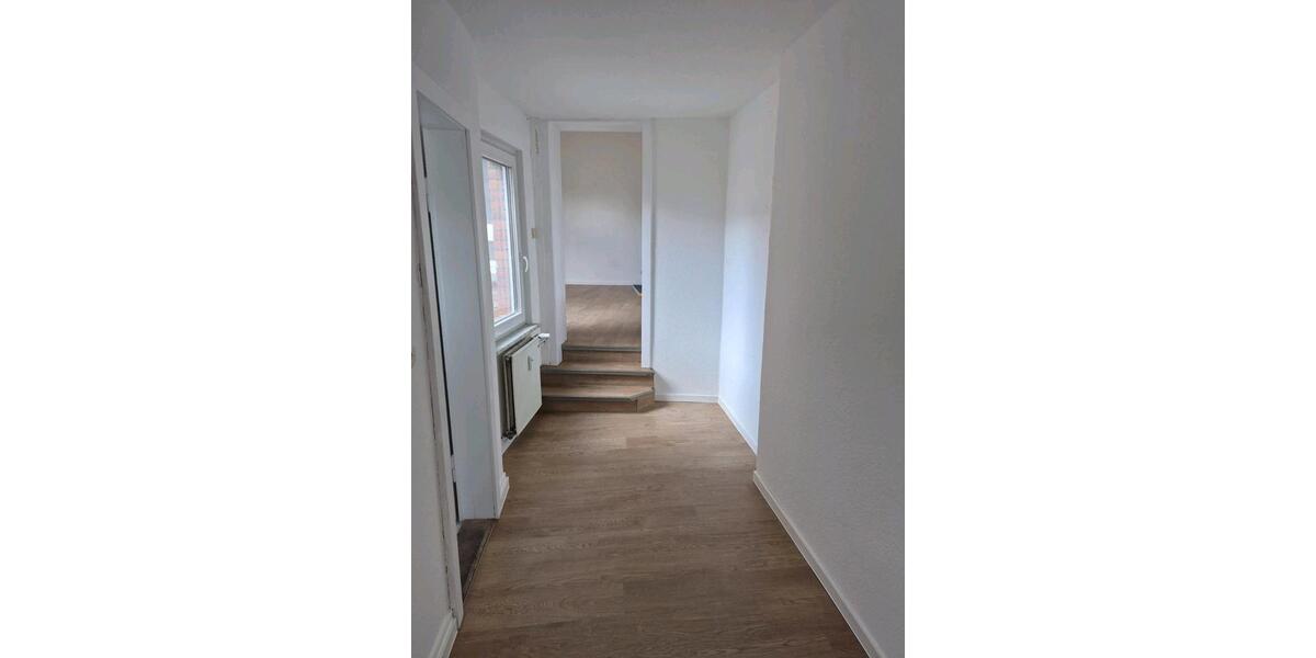 Etagenwohnung Peine Südstadt - 4 Zimmer, 80 m&sup2;, 840&euro; | Angebot:26268005