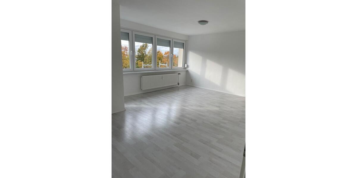 Etagenwohnung Goslar Jürgenohl - 4 Zimmer, 96 m&sup2;, 1.100&euro; | Angebot:27604076