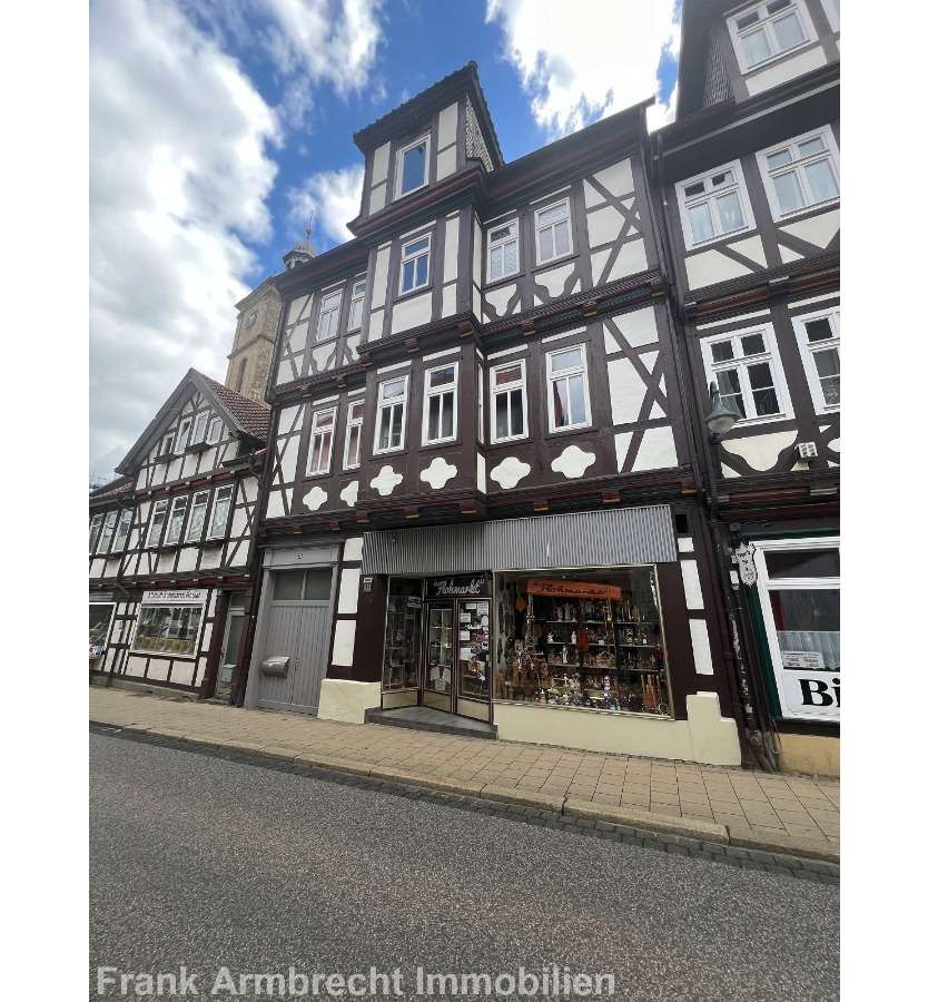 Haus zum Kaufen in Goslar 299.000 € 320 m²