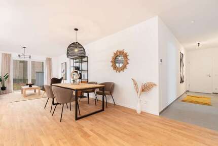 Wohnung zum Kaufen in Düsseldorf 364.000 € 68 m²