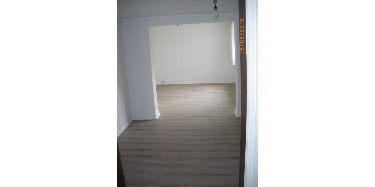 Etagenwohnung Holle - 6 Zimmer, 124 m&sup2;, 780&euro; | Angebot:26263281