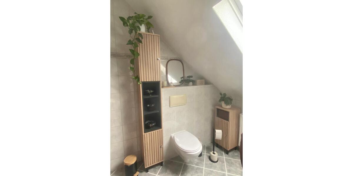 Dachgeschoßwohnung Braunschweig Wabe-Schunter-Beberbach - 2.5 Zimmer, 90 m&sup2;, 810&euro; | Angebot:25232088