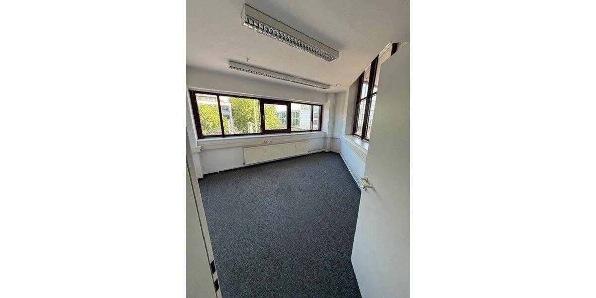 Gewerbeobjekt Braunschweig Innenstadt - 5 Zimmer, 396 m&sup2;, 3.168&euro; | Angebot:25734661