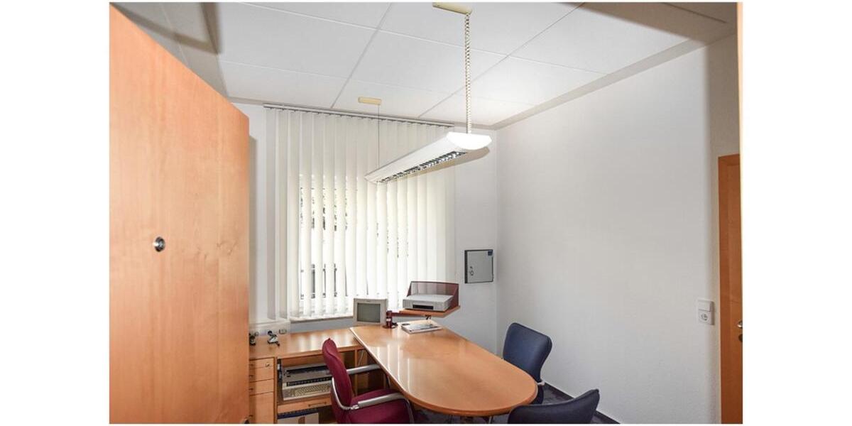 Büro und Praxis Immobilie 8 zimmer