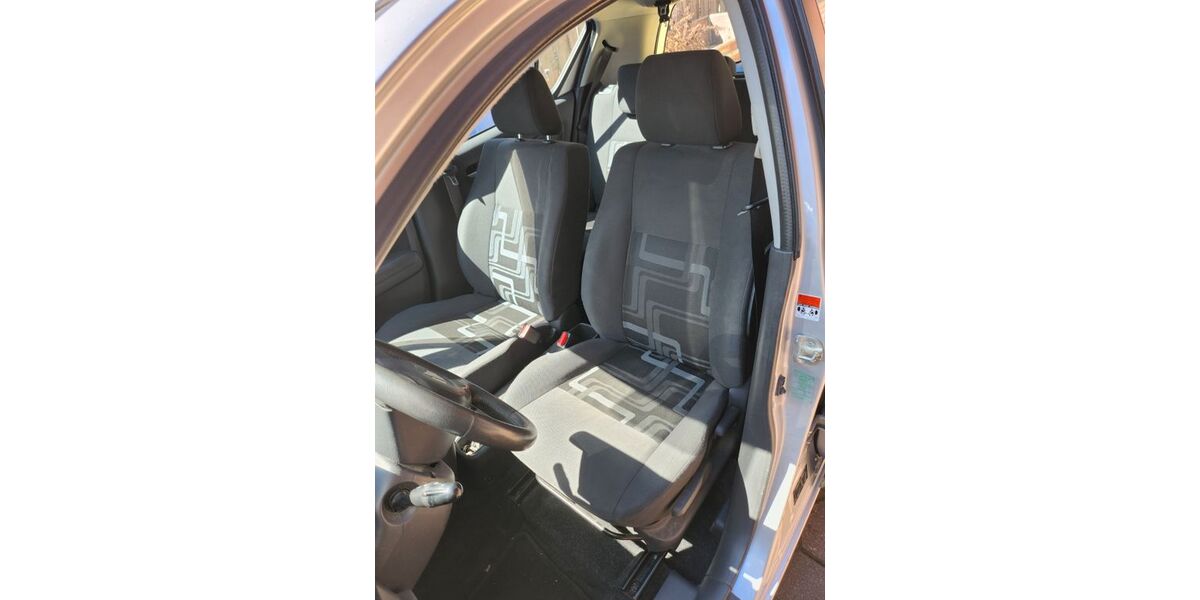 Suzuki Splash 204.100 km 2.350 &euro; Harsum 31177