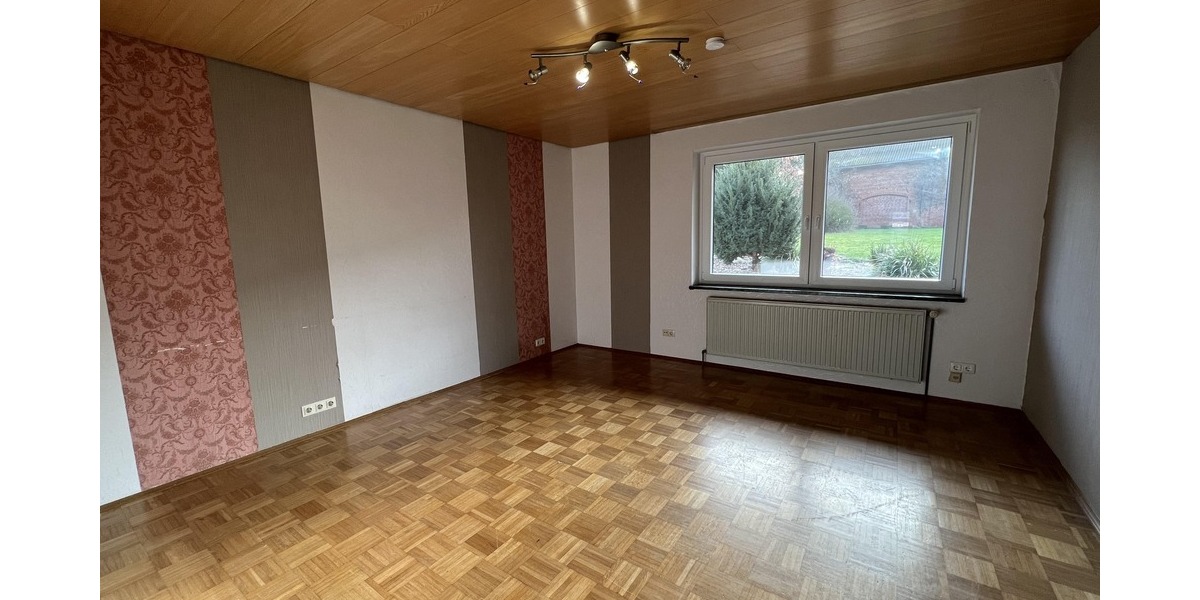 Wohnen und Arbeiten unter einem Dach - Einfamilienhaus Hildesheim Ochtersum | Angebot:23537622