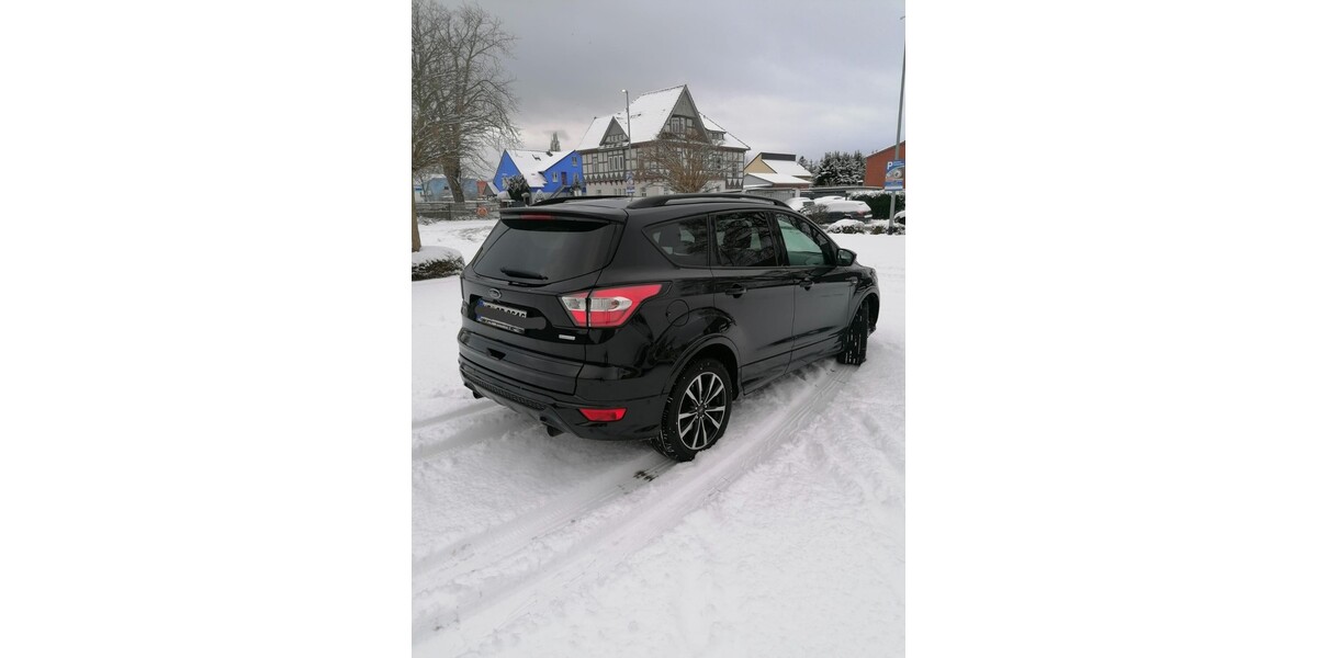 Ford Kuga 128.000 km 11.900 &euro; Wolfenbüttel 38300