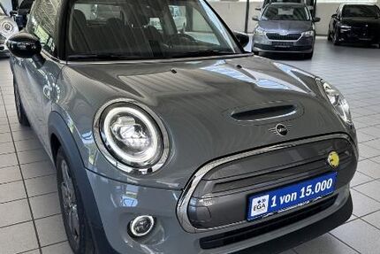 Mini Cooper SE 25.800 km 16.900 € Salzgitter 38228