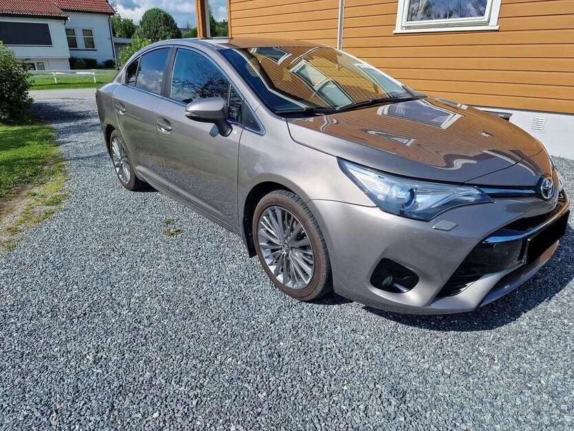 Avensis