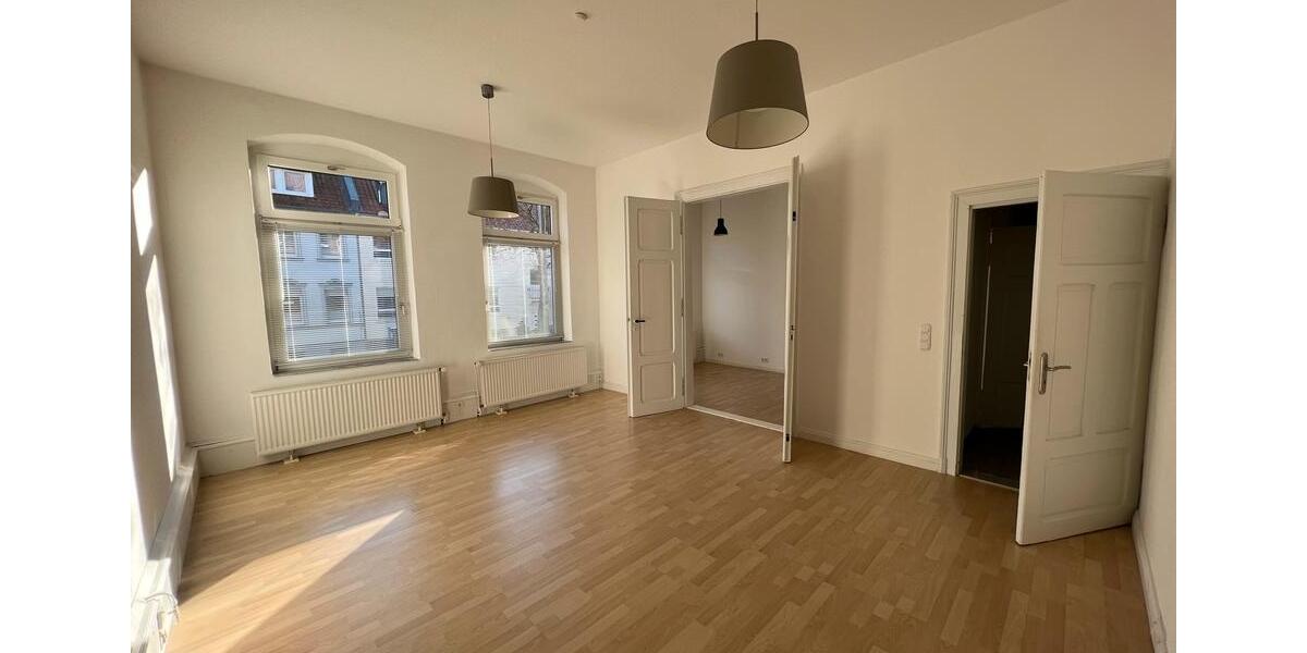 Hochparterre Hildesheim - 4 Zimmer, 103 m&sup2;, 1.140&euro; | Angebot:26233635