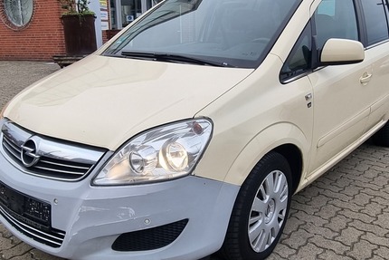 Opel Zafira 1.6 Edit111,CNG,7Sitze,Leder,Navi,1Hand