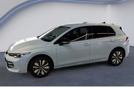 VW Golf 13.968 km 28.590 &euro; Hildesheim 31135