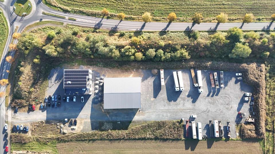 Repräsentative und moderne Bürofläche im Neubau - Dachgeschoss zimmer