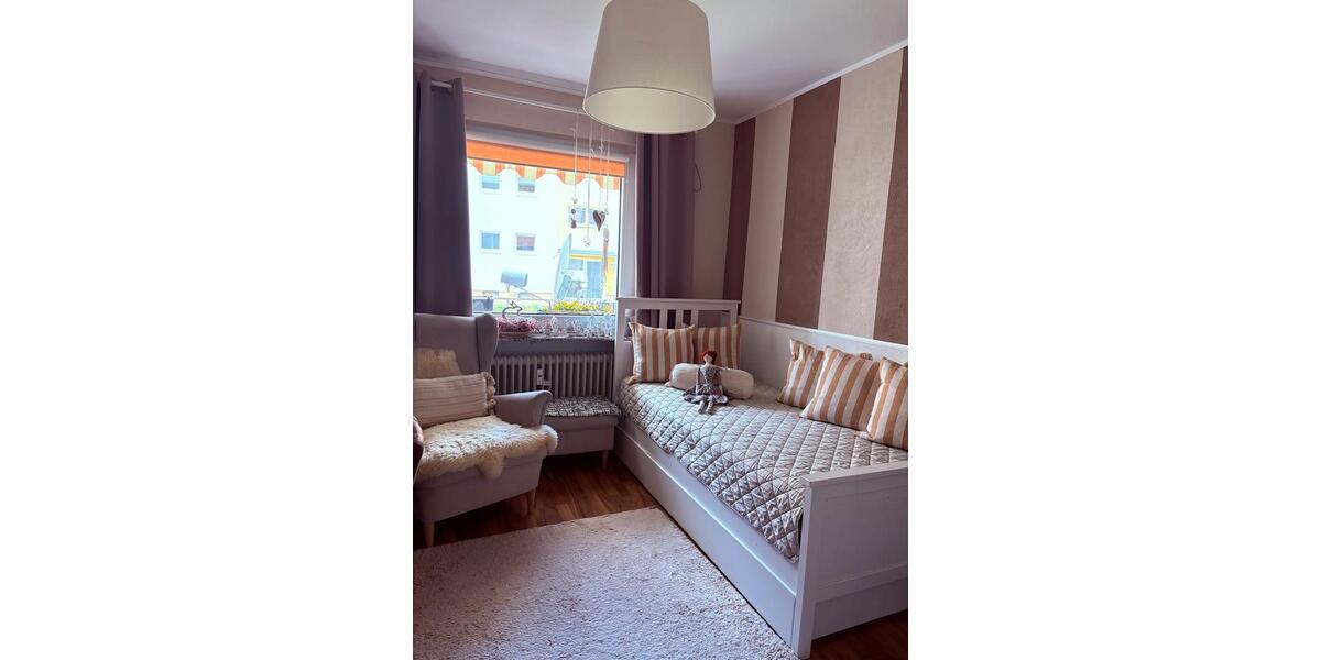 Hochparterre Goslar Immenrode - 4 Zimmer, 94 m&sup2;, 125.000&euro; | Angebot:27226389