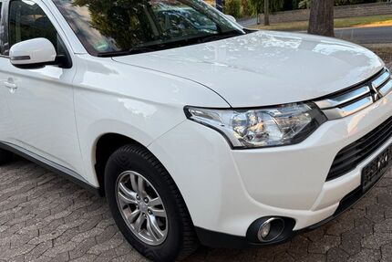 Mitsubishi Outlander 91.000 km 10.400 € Adenstedt 31246