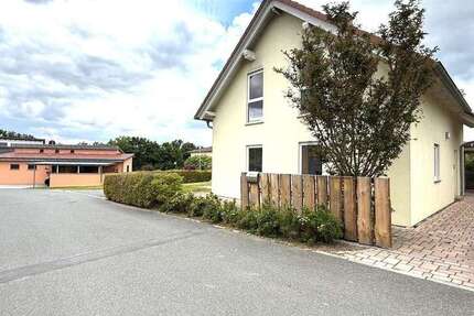 Haus zum Mieten in Wilhelmsdorf 1.591 € 113.5 m²