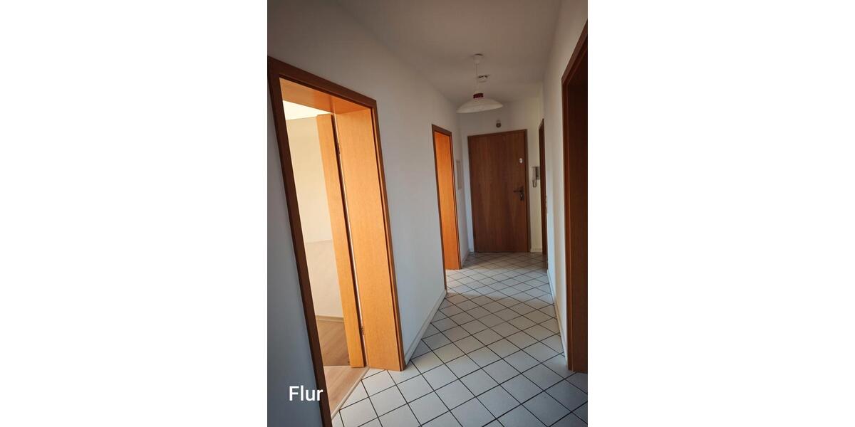 Dachgeschoßwohnung Peine Südstadt - 3 Zimmer, 67 m&sup2;, 675&euro; | Angebot:26610295