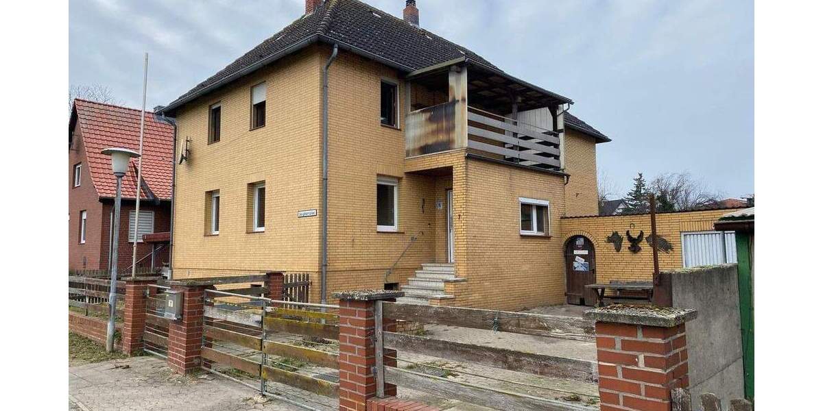 Einfamilienhaus Peine Duttenstedt - 8 Zimmer, 152 m&sup2;, 175.000&euro; | Angebot:24972228