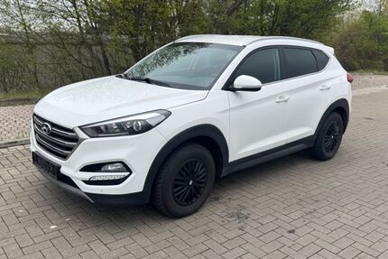 Hyundai TUCSON 133.978 km 13.300 &euro; Burgdorf 38272
