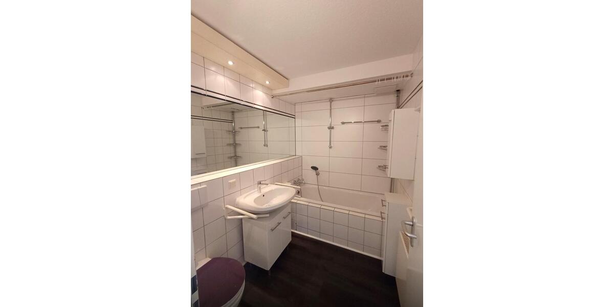 Etagenwohnung Braunschweig Heidberg-Melverode - 2 Zimmer, 92 m&sup2;, 870&euro; | Angebot:24638193