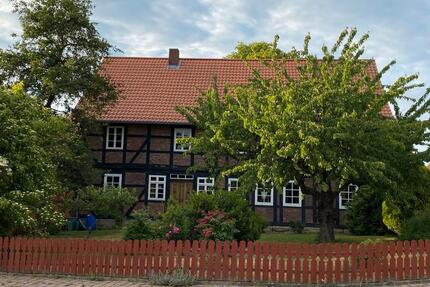 Haus Börßum - 9 Zimmer, 222 m&sup2;, 249.000&euro; | Angebot:25204530