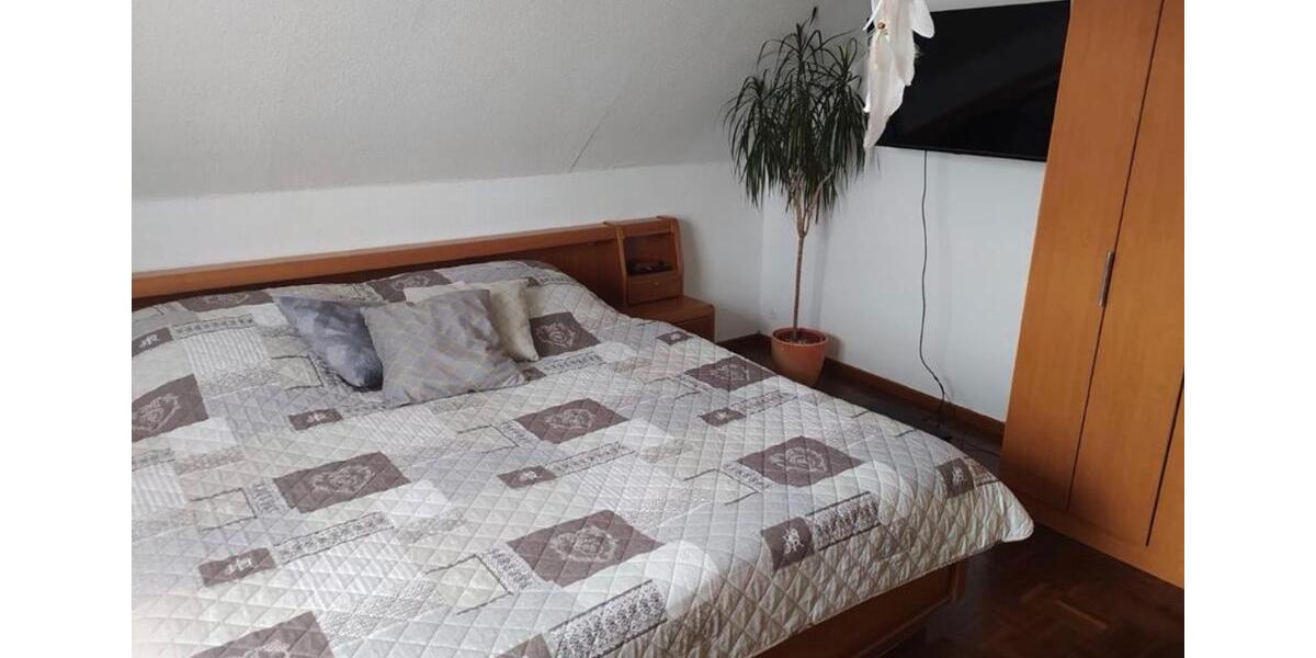 Sehr schöne 3 Zimmer Wohnung mit kamin 3 zimmer