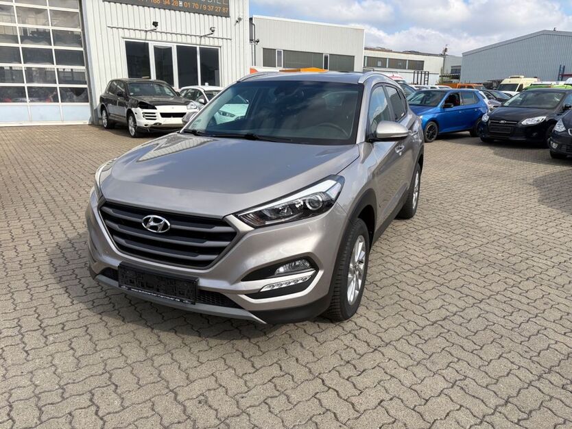 Hyundai TUCSON 52.000 km 15.900 € Salzgitter 38229