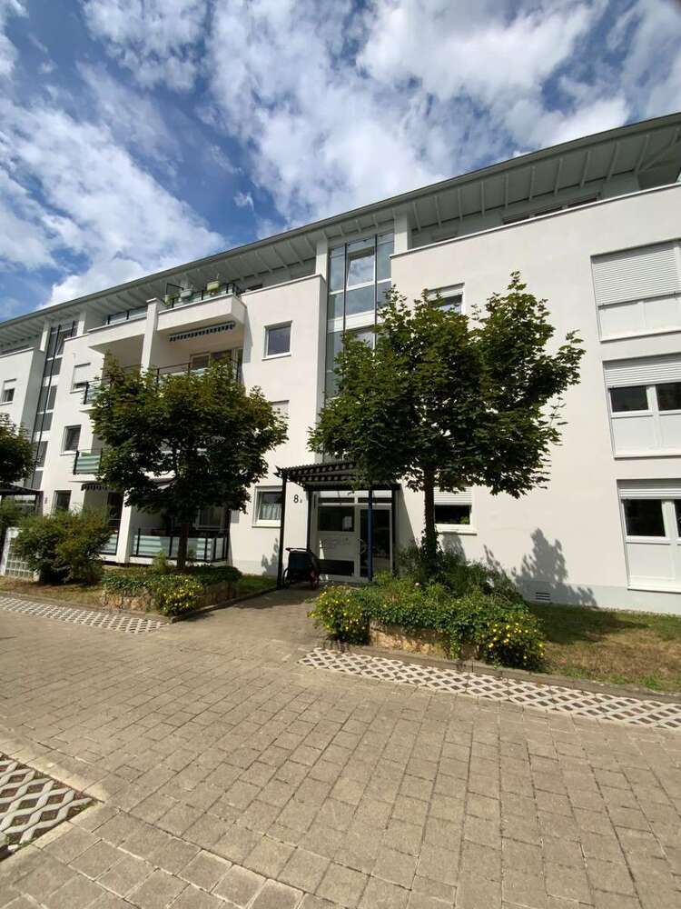 Wohnung zum Mieten in Herbolzheim 810 € 75.7 m²