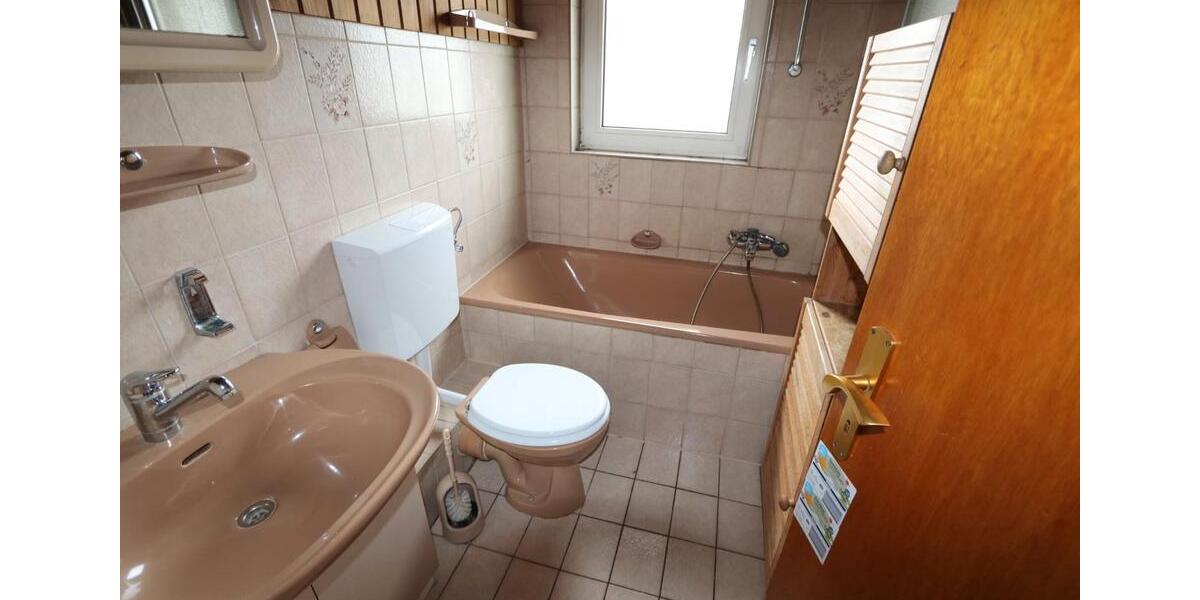 Dachgeschoßwohnung Wittmar - 3.5 Zimmer, 65 m&sup2;, 42.250&euro; | Angebot:26640834