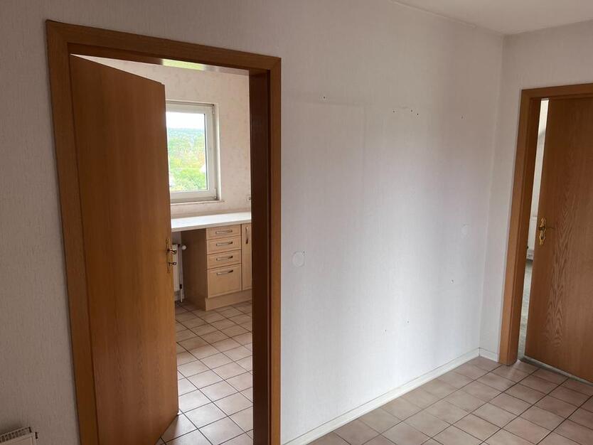 Preiswerte 2-Raum-DG-Wohnung mit BalkonEinbauküche in Vienenburg