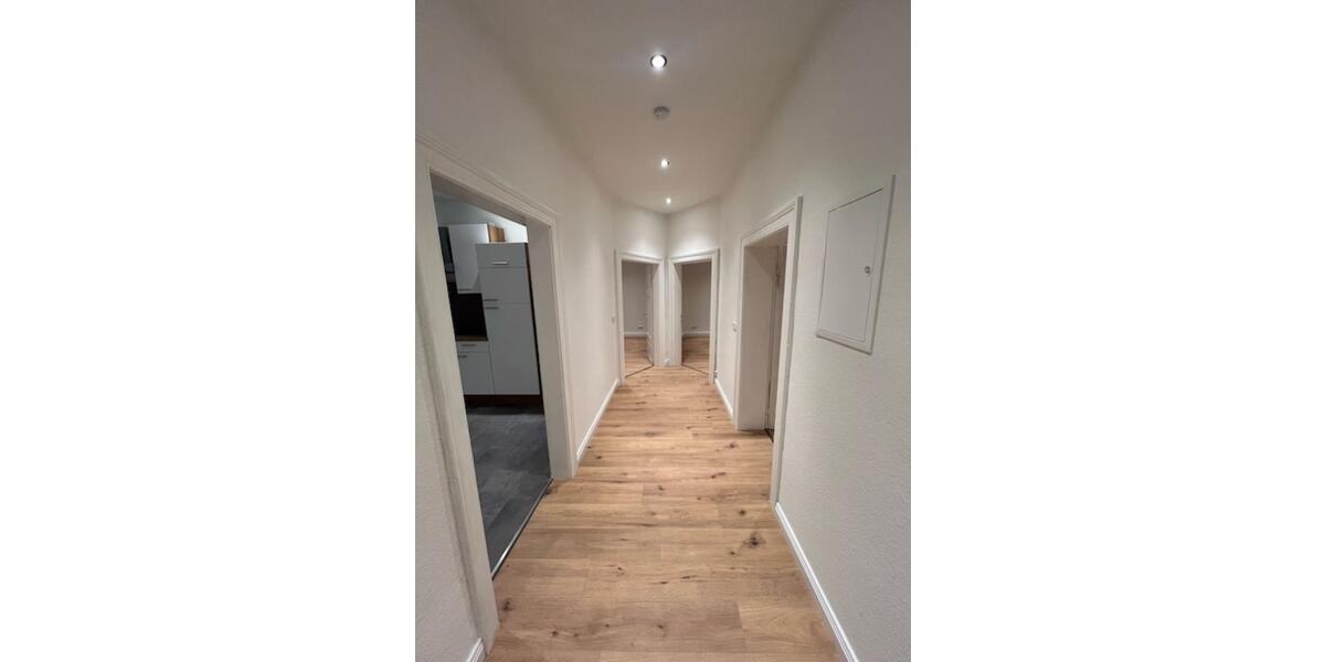 Dachgeschoßwohnung Peine - 3 Zimmer, 70 m&sup2;, 840&euro; | Angebot:25055157