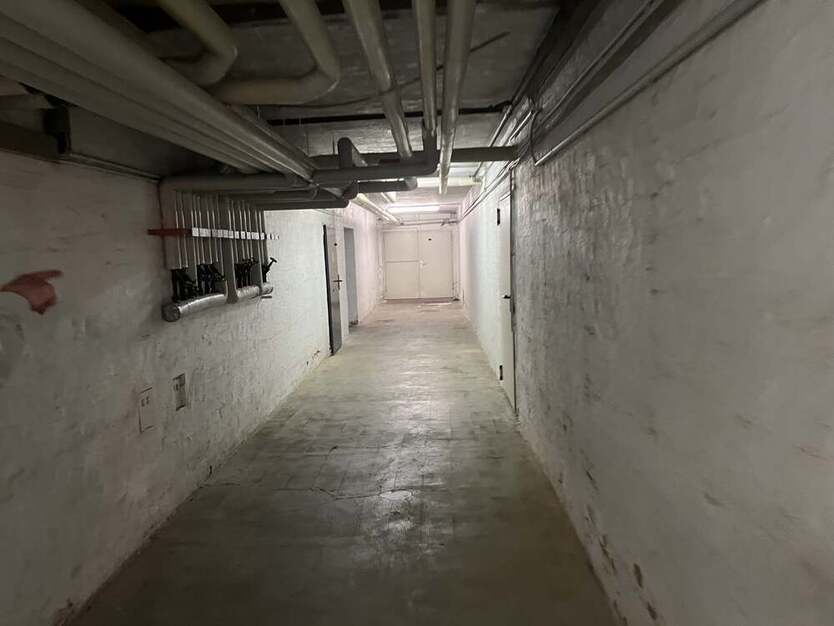 Büros zur Miete: von 208 m² bis 1.011 m² zimmer