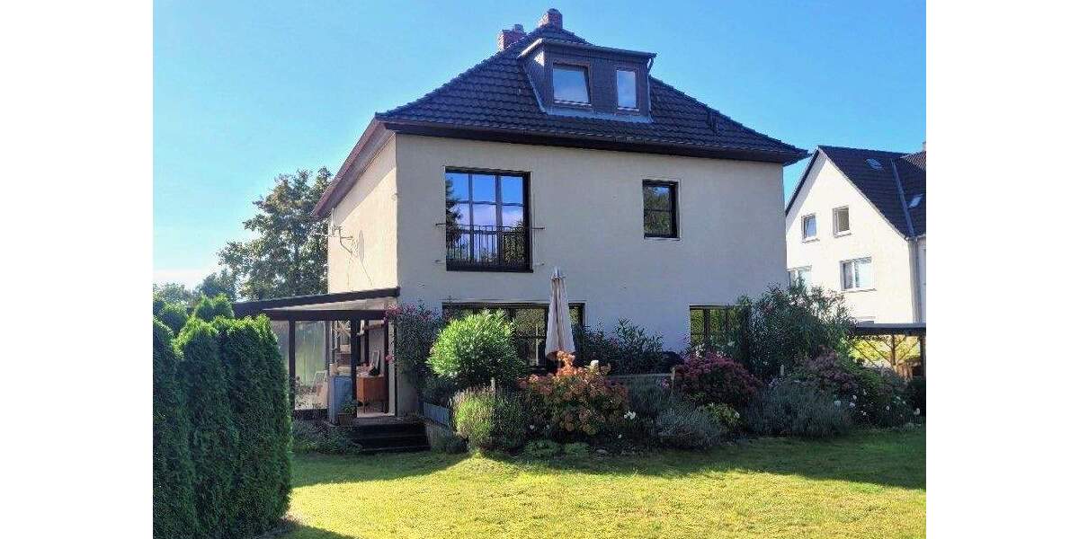 Einfamilienhaus Braunschweig Ölper - 7 Zimmer, 260 m&sup2;, 750.000&euro; | Angebot:23967384