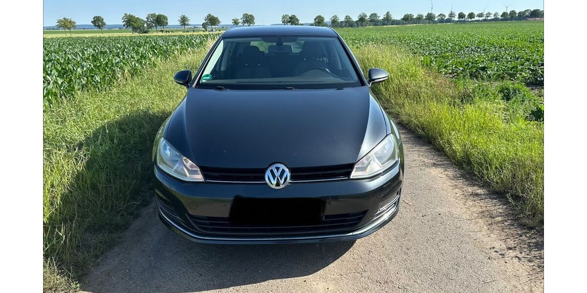 VW Golf 141.640 km 7.222 &euro; Harsum 31177