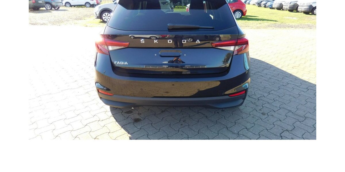 Skoda Fabia 1.0 Ambion TSI BMT 4TRG Klima Navi 14.100 km 16.990 € Vordorf 38533
